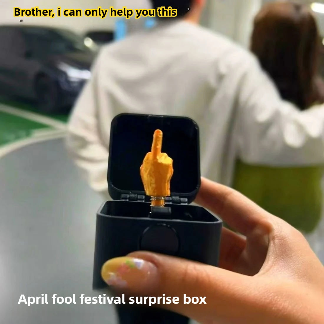 Desk Decoration Christmas Supplies Fun Gag Gifts Surprise Gift Box Toys Middle Finger in the Box Accessories Crafts Decor